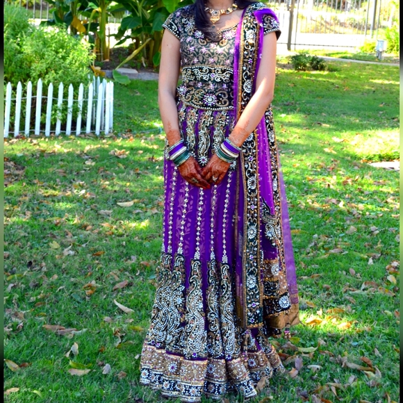 Designer Velvet Net Embellished Zardozi Diamond work Purple wedding Lehenga XS/S - Picture 5 of 16